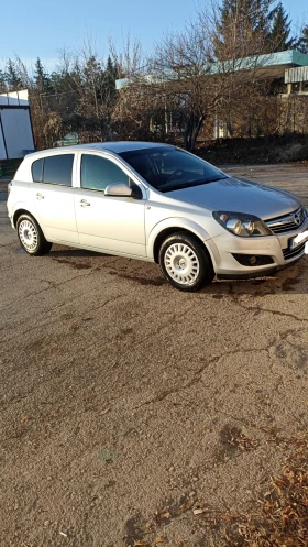 Opel Astra, снимка 2