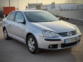 VW Jetta 1.6 Газ , снимка 2