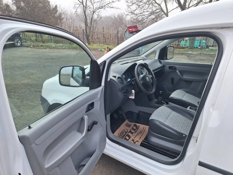 VW Caddy 2.0, снимка 3 - Автомобили и джипове - 48891326