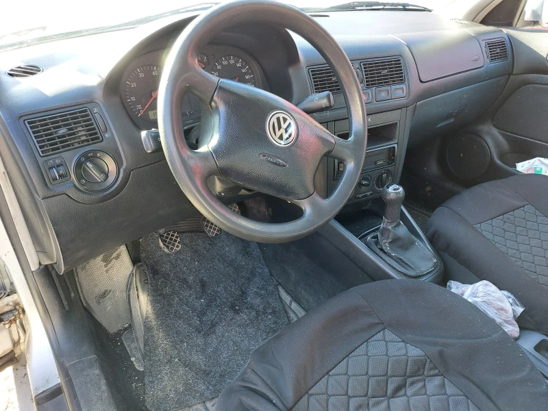 VW Golf Golf 4, снимка 10 - Автомобили и джипове - 49067415