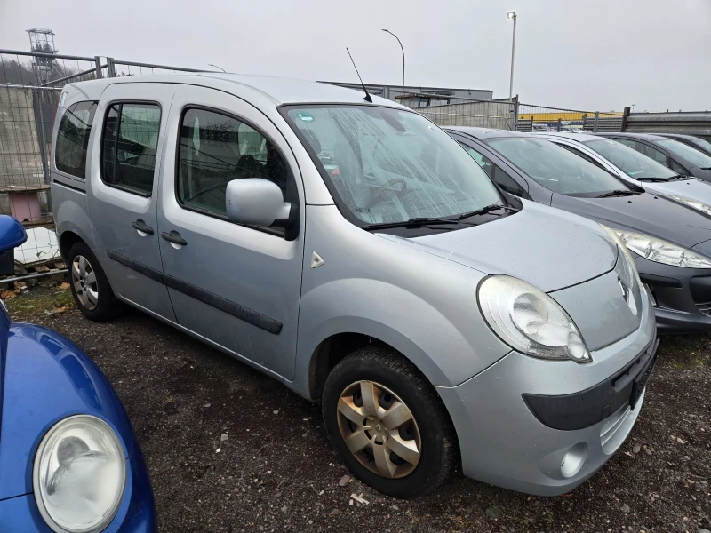 Renault Kangoo, снимка 2 - Автомобили и джипове - 49364188