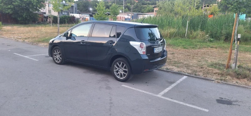 Toyota Verso, снимка 7 - Автомобили и джипове - 52507684