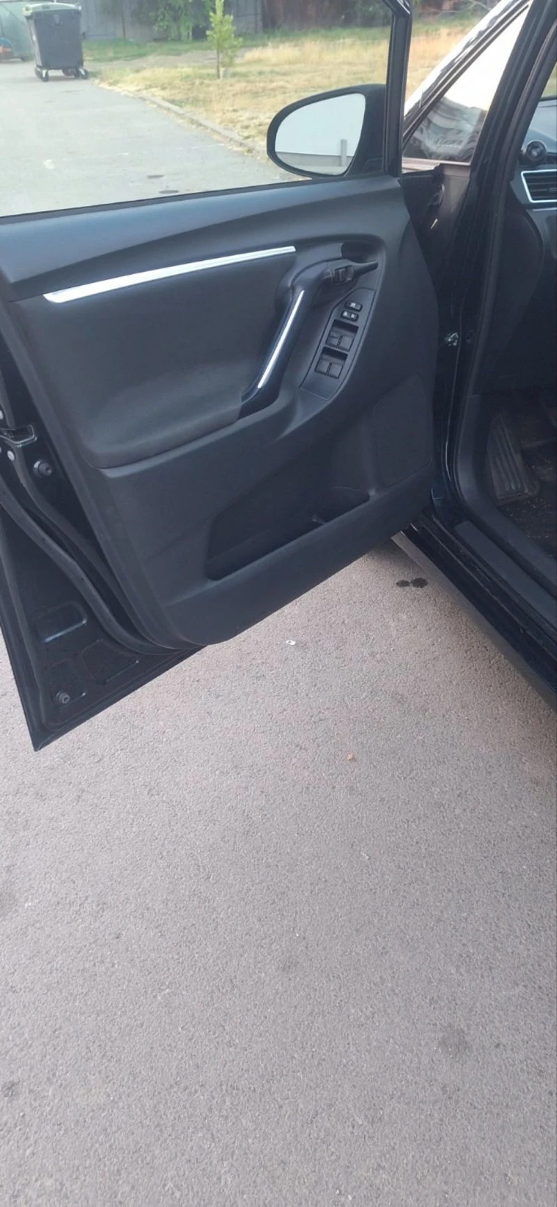 Toyota Verso, снимка 9 - Автомобили и джипове - 52507684