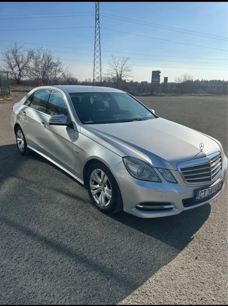 Mercedes-Benz E 220, снимка 5 - Автомобили и джипове - 53024883