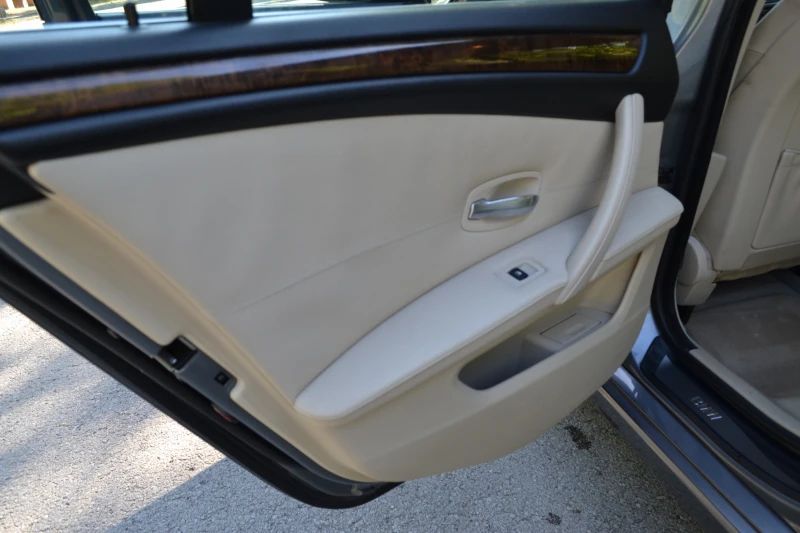 BMW 525 3.0 Xdrive, снимка 8 - Автомобили и джипове - 52677739