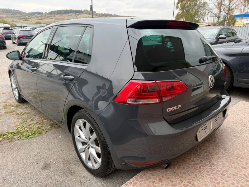 VW Golf 1.6TDI* 110ks* HighLine* Euro 6B* , снимка 8 - Автомобили и джипове - 52089228