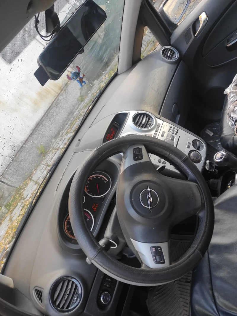 Opel Corsa D, снимка 8 - Автомобили и джипове - 52650416