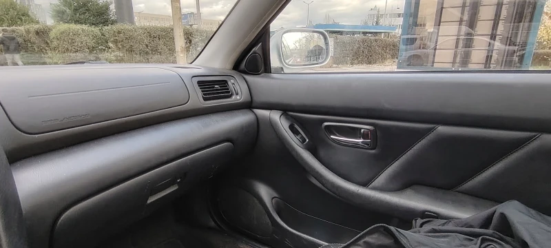 Subaru Legacy, снимка 5 - Автомобили и джипове - 52478293