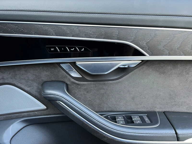 Audi A8 50 TDI/LONG/FIRST CLASS/B&O/TV/HEAD UP/PANO/MATRIX, снимка 12 - Автомобили и джипове - 52885378