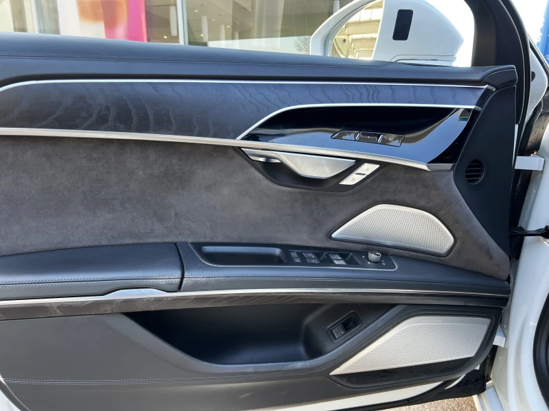 Audi A8 50 TDI/LONG/FIRST CLASS/B&O/TV/HEAD UP/PANO/MATRIX, снимка 7 - Автомобили и джипове - 52885378