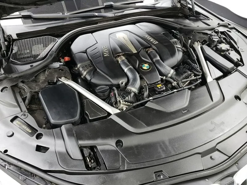 BMW 750 xDrive | Mobile.bg � ����������� 12