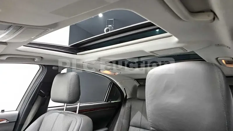 Mercedes-Benz S 500 4MATIC/AMG PACK / ОБДУХ / ПАНОРАМА / ПОДГРЕВ / , снимка 10 - Автомобили и джипове - 54220032