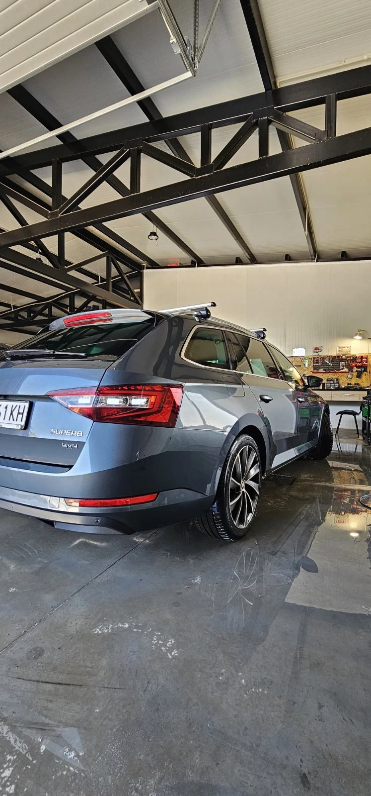 Skoda Superb L K