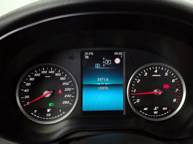 Mercedes-Benz C 200, снимка 8 - Автомобили и джипове - 55842025