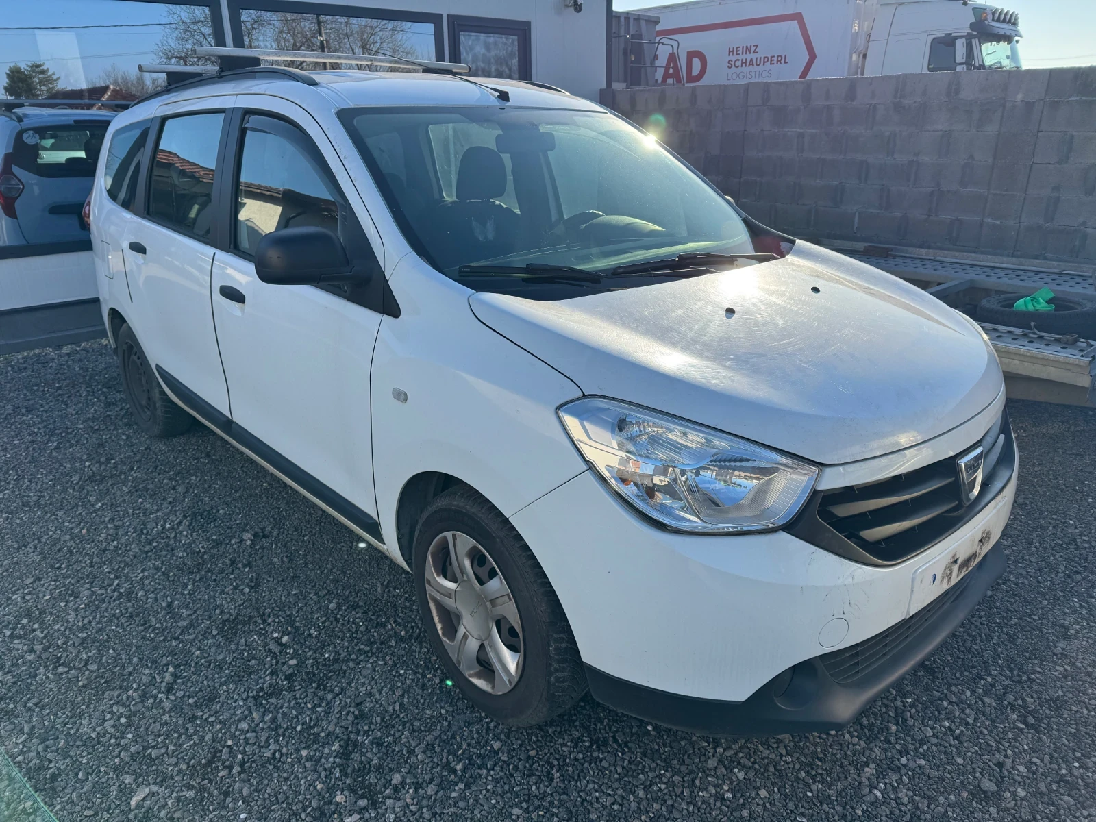 Dacia Lodgy 1.5 dCi 8V 90CV StarteStop 5 posti Laureate , снимка 1