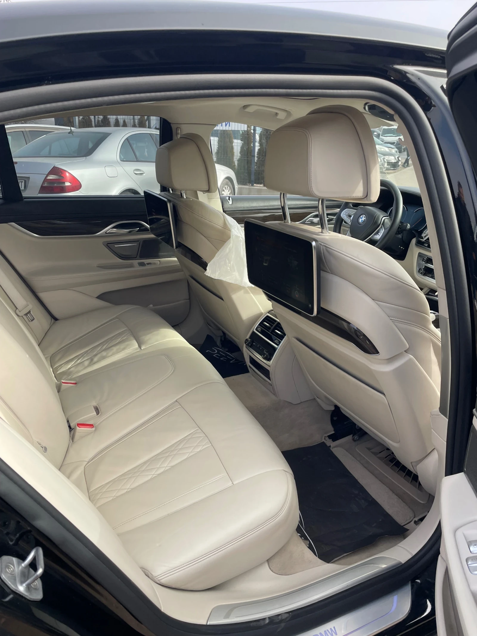 BMW 730 xDrive - изображение 4