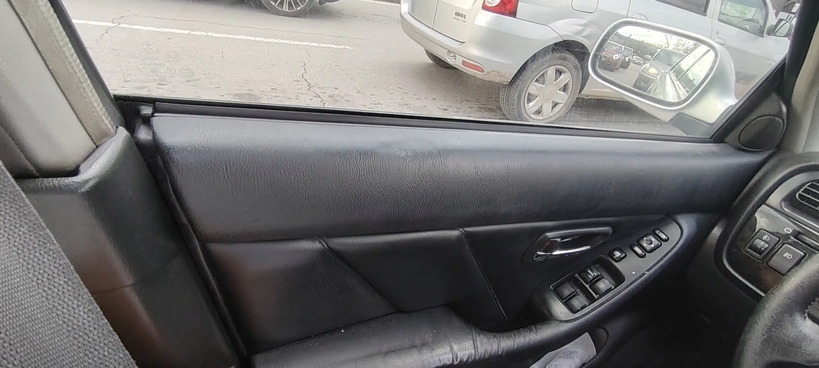 Subaru Legacy | Mobile.bg   4