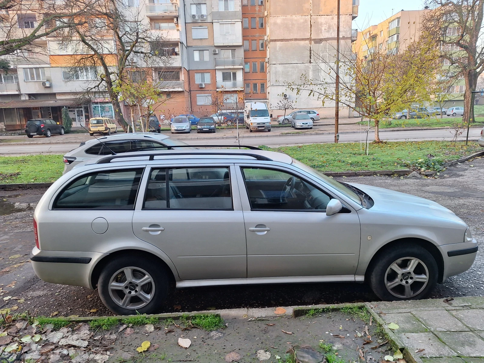 Skoda Octavia, снимка 3 - Автомобили и джипове - 53951292