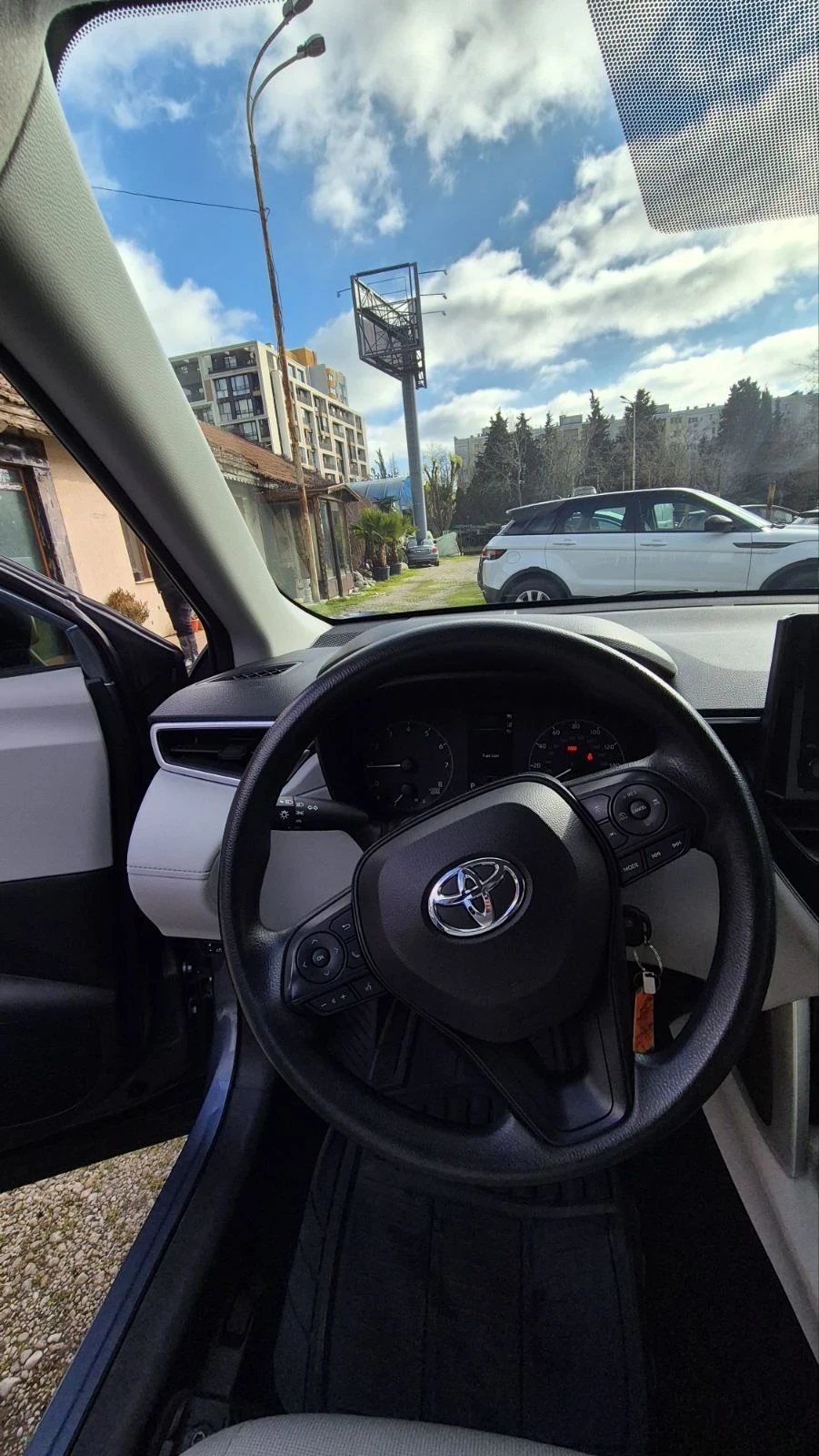 Toyota Corolla Cross, снимка 9 - Автомобили и джипове - 53953171