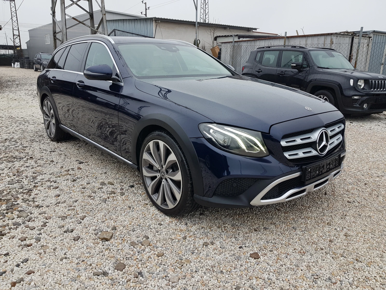 Mercedes-Benz E 350 D 4matic ALL TERRAIN /01/2018 г. ЛИЗИНГ, снимка 3 - Автомобили и джипове - 53985007