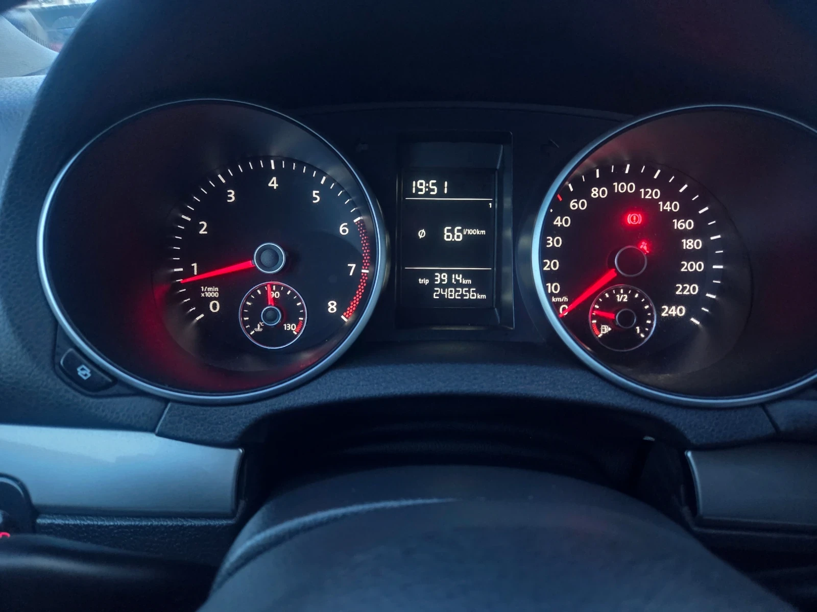 VW Golf Голф 6, снимка 14 - Автомобили и джипове - 54176573