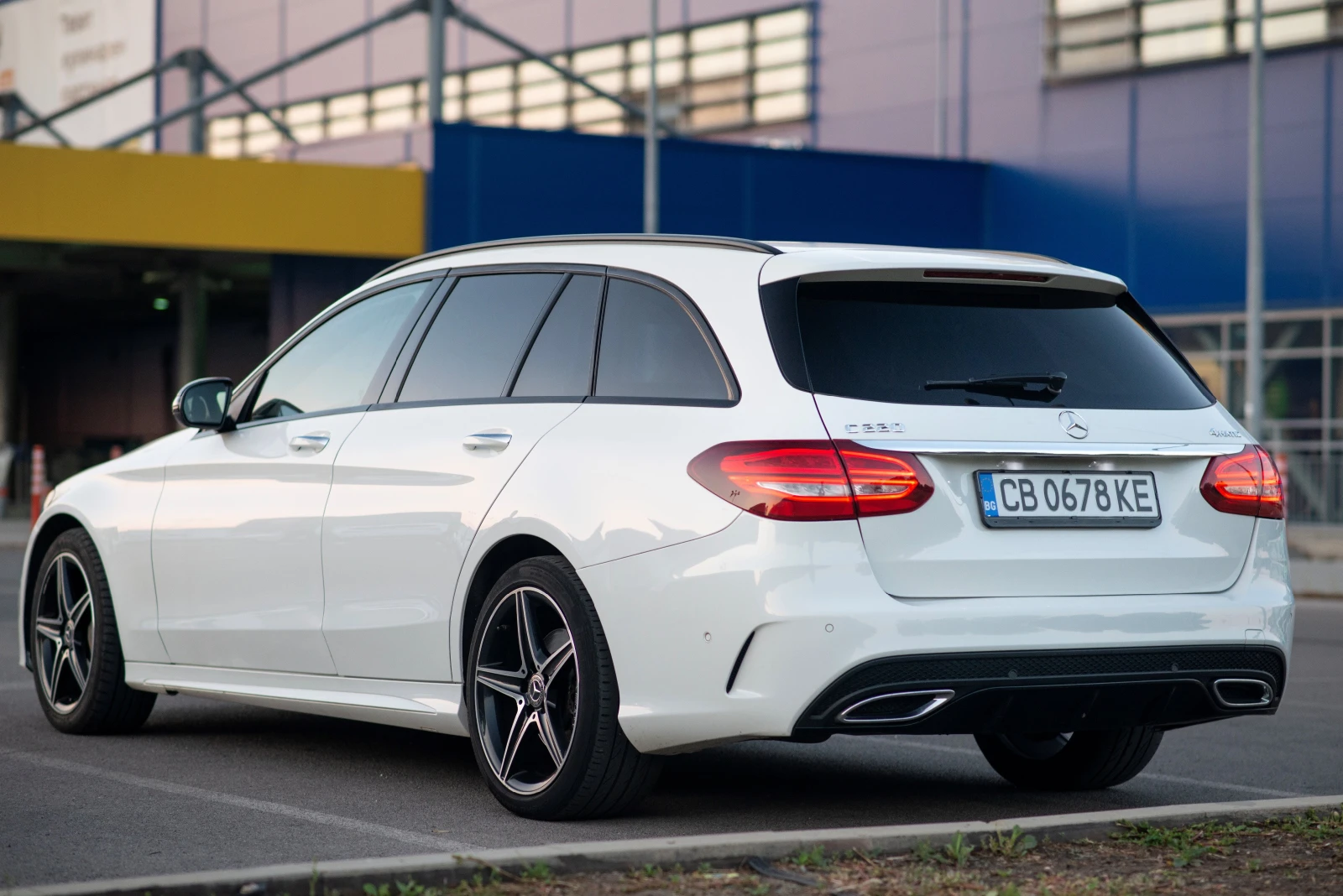 Mercedes-Benz C 220 4Matic AMG / Digital Cockpit, снимка 5 - Автомобили и джипове - 54198345