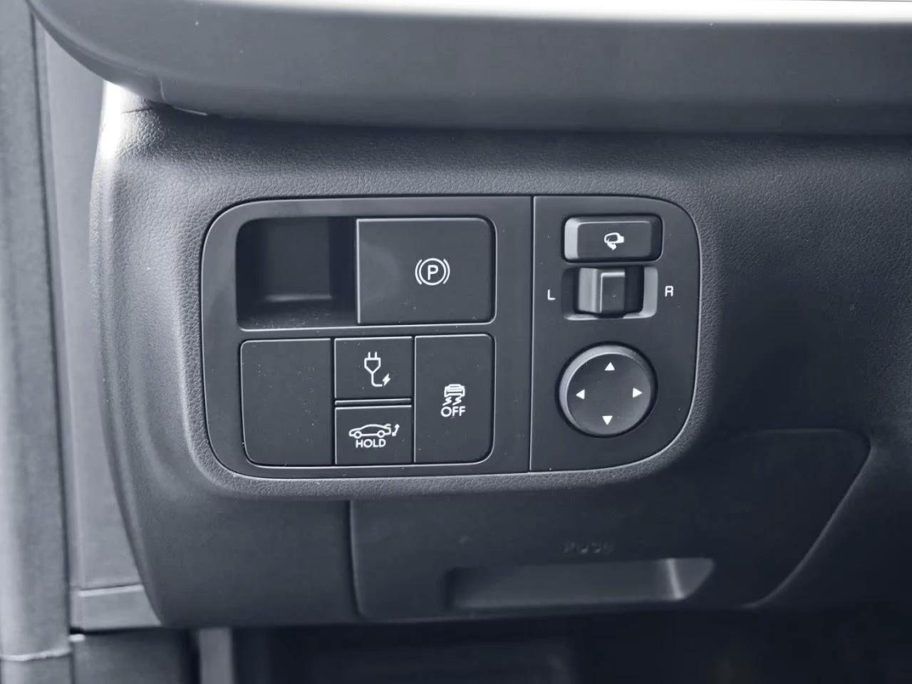 Hyundai Ioniq 6 77kWh* DISTR* KEYLESS* 360 CAM* HEAD-UP* CARPLAY*  | Mobile.bg � ����������� 6