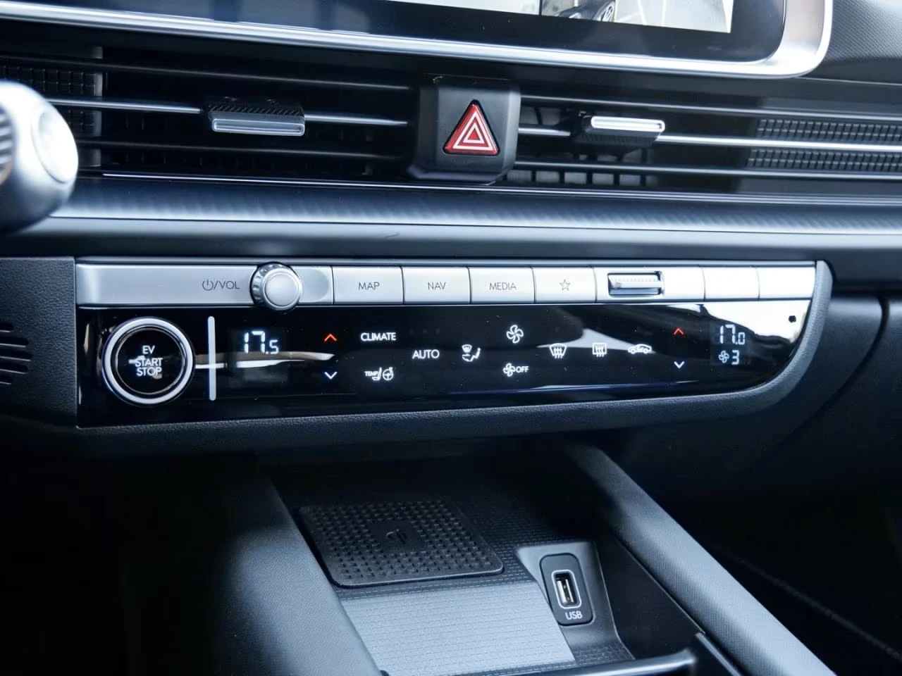 Hyundai Ioniq 6 77kWh* DISTR* KEYLESS* 360 CAM* HEAD-UP* CARPLAY*  | Mobile.bg � ����������� 11