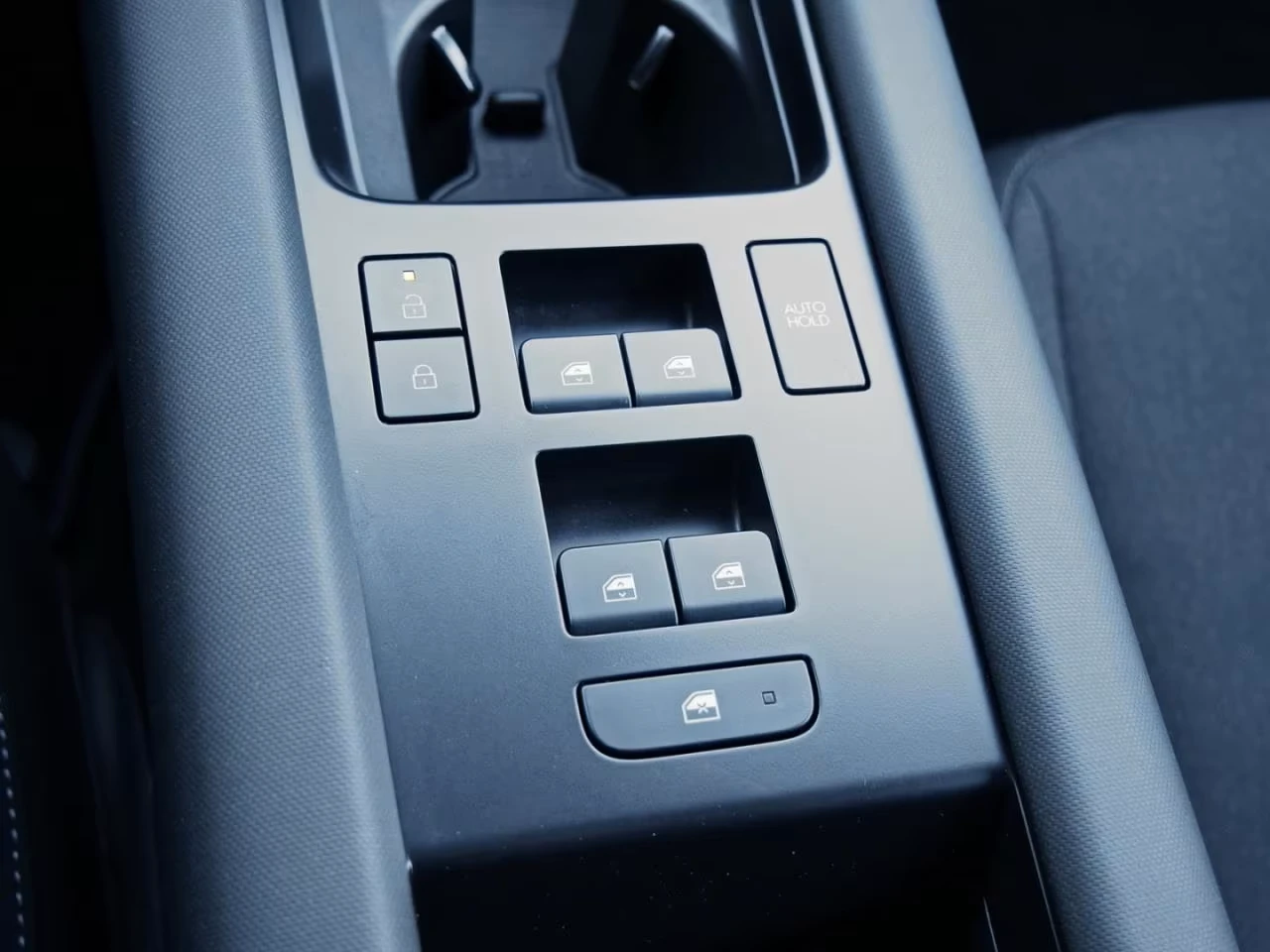 Hyundai Ioniq 6 77kWh* DISTR* KEYLESS* 360 CAM* HEAD-UP* CARPLAY*  | Mobile.bg � ����������� 12