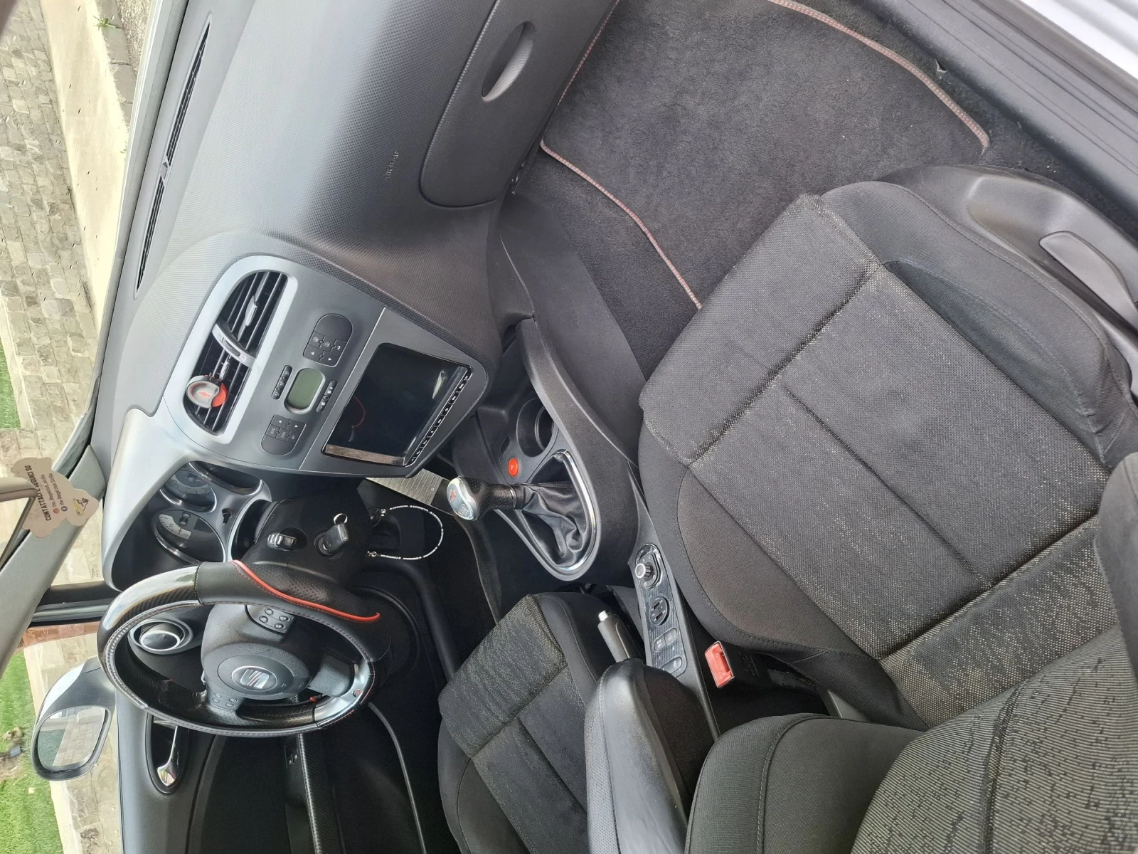Seat Leon FR, снимка 6 - Автомобили и джипове - 54499371
