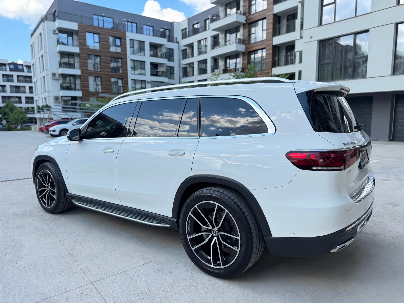 Mercedes-Benz GLS 450 Burmester* 360* PANO* ОБДУХВАНЕ* MULTIBEAM* ПОДГРЕ, снимка 3 - Автомобили и джипове - 54732931