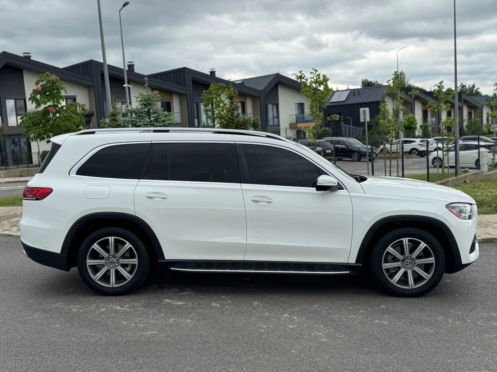 Mercedes-Benz GLS 450 Burmester* 360* PANO* ОБДУХВАНЕ* MULTIBEAM* ПОДГРЕ, снимка 11 - Автомобили и джипове - 54732931