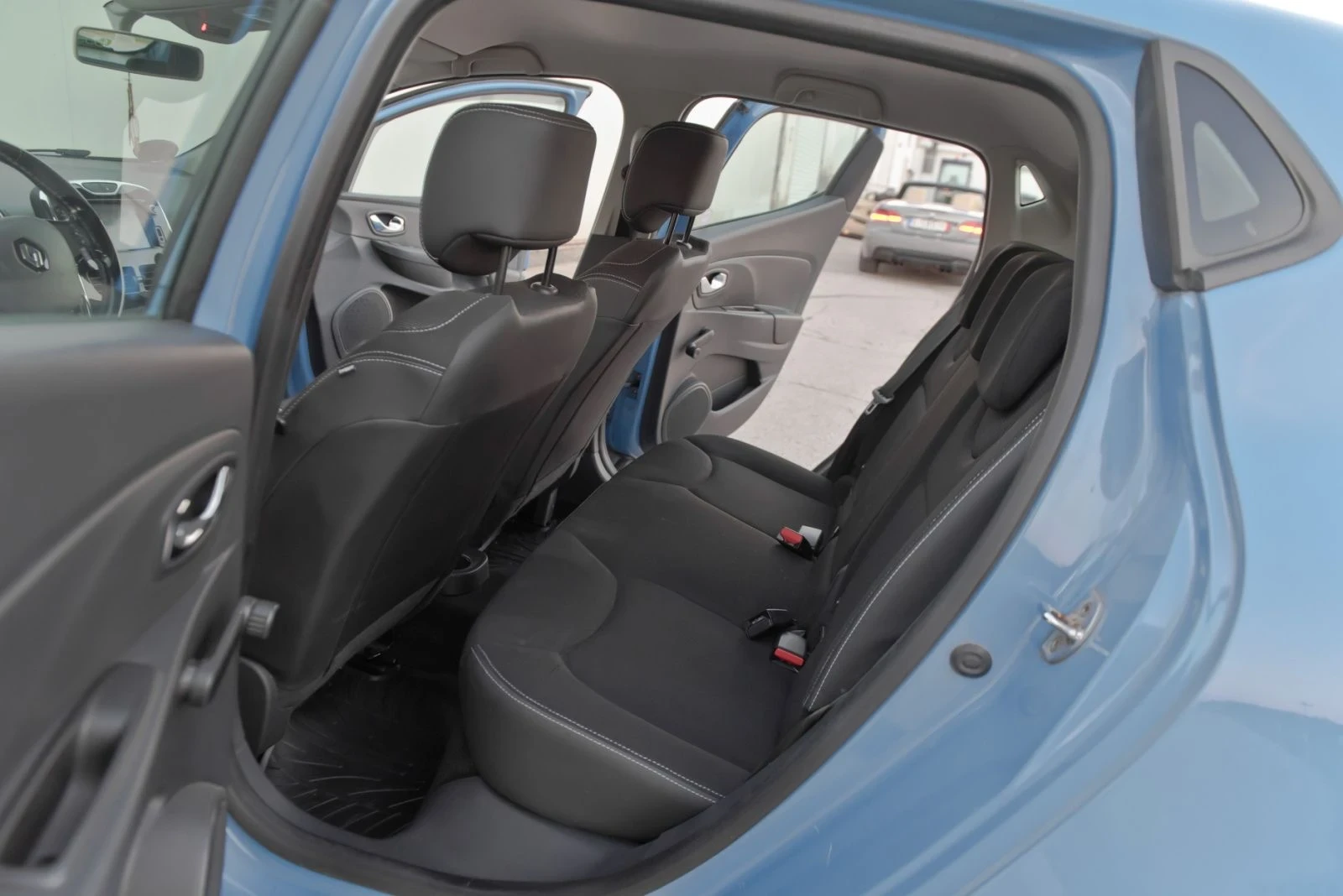 Renault Clio Renault Clio IV 1.5dCi , снимка 10 - Автомобили и джипове - 54853471