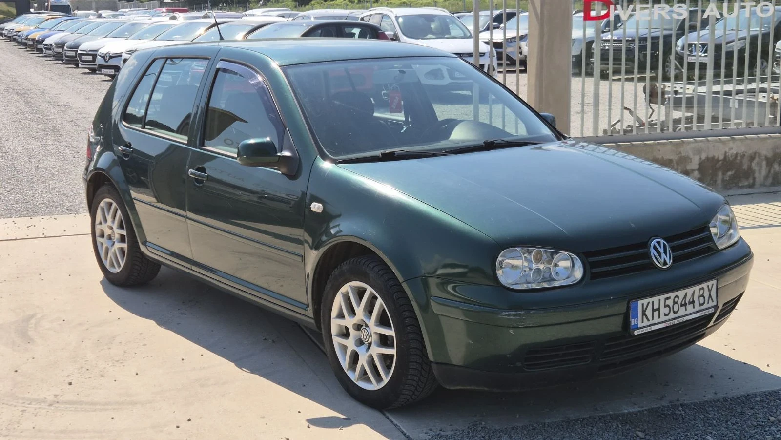 VW Golf, снимка 2 - Автомобили и джипове - 55010509