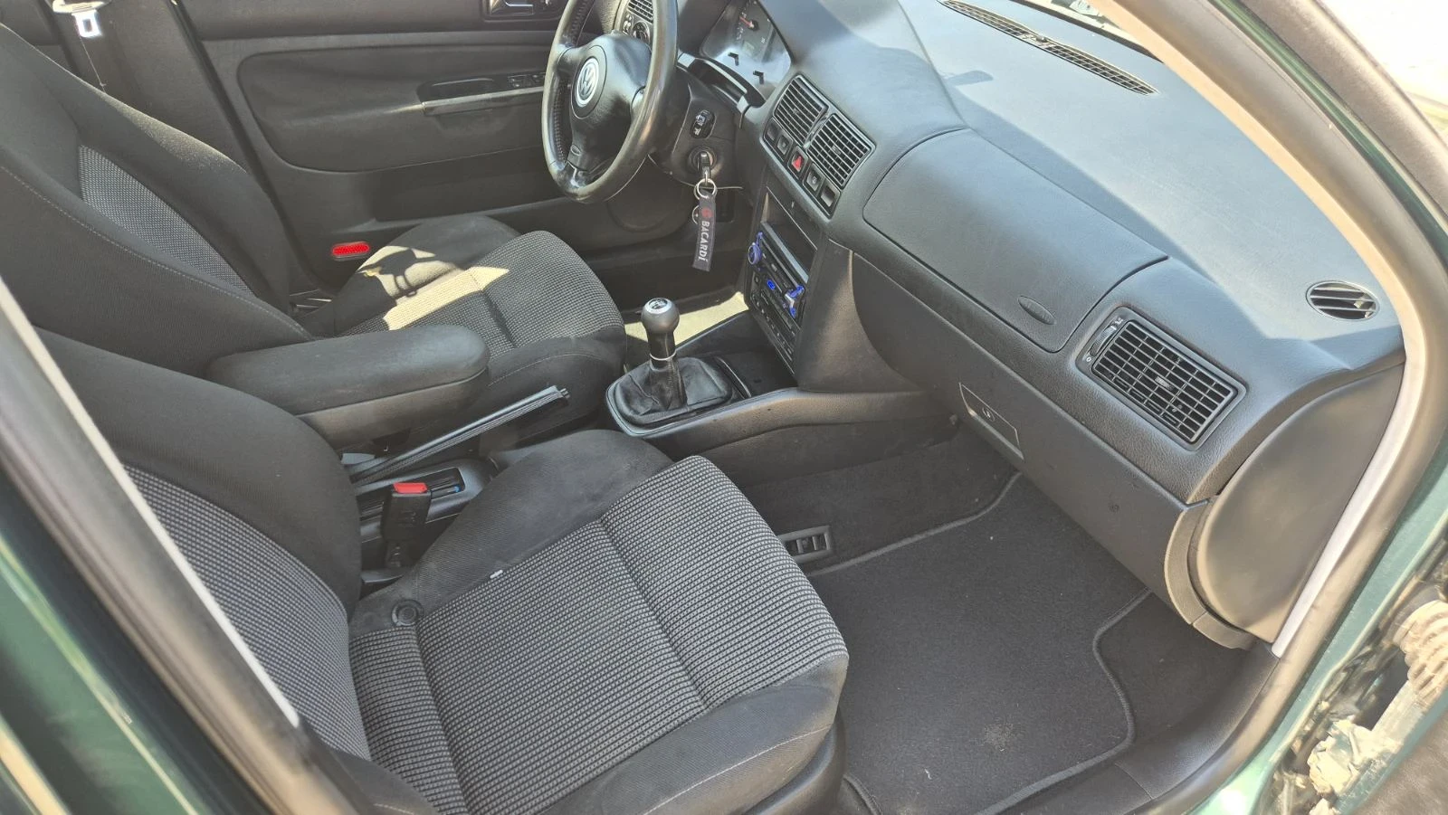 VW Golf, снимка 8 - Автомобили и джипове - 55010509