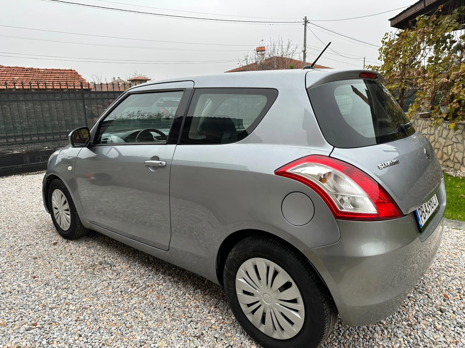Suzuki Swift Перфектен, снимка 2 - Автомобили и джипове - 55934645