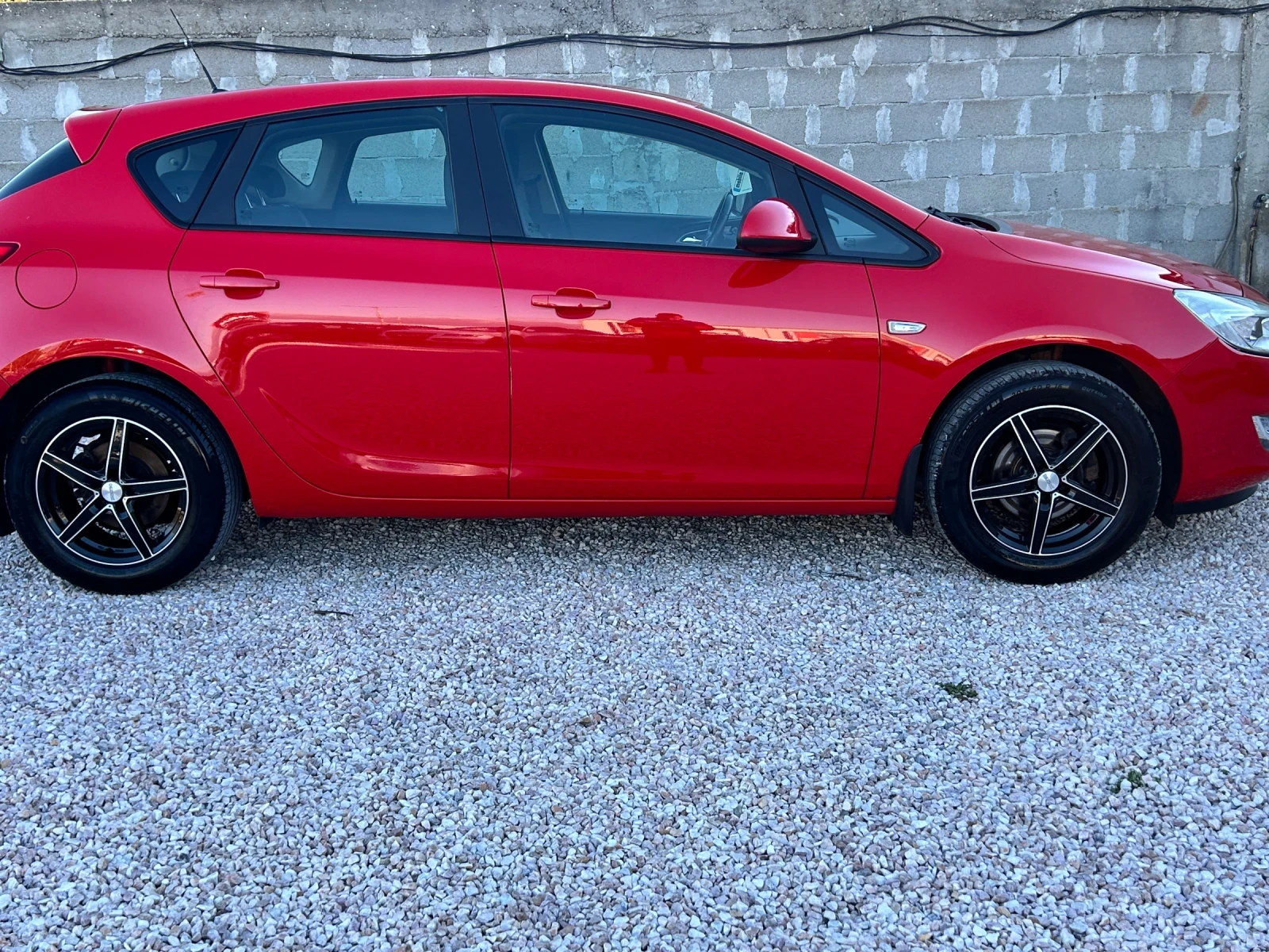 Opel Astra 1.4 I 101 PS, снимка 4 - Автомобили и джипове - 56626432