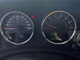Jeep Wrangler 4WD 4dr Sahara/CARFAX/ФИНАНСИРАНЕ, снимка 8