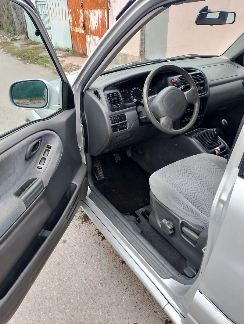 Suzuki Vitara 1.6, снимка 8 - Автомобили и джипове - 47822864