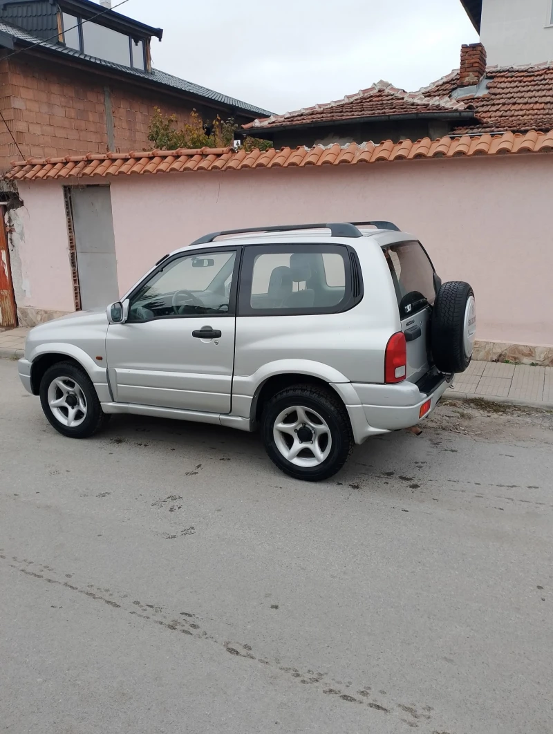 Suzuki Vitara 1.6, снимка 6 - Автомобили и джипове - 47822864