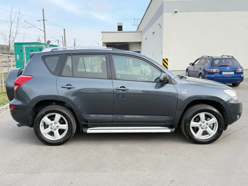 Toyota Rav4 /2.2D4D/4WD/, снимка 4 - Автомобили и джипове - 51701412