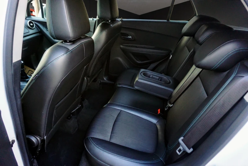 Chevrolet Trax 1.7D LT , снимка 13 - Автомобили и джипове - 52526927