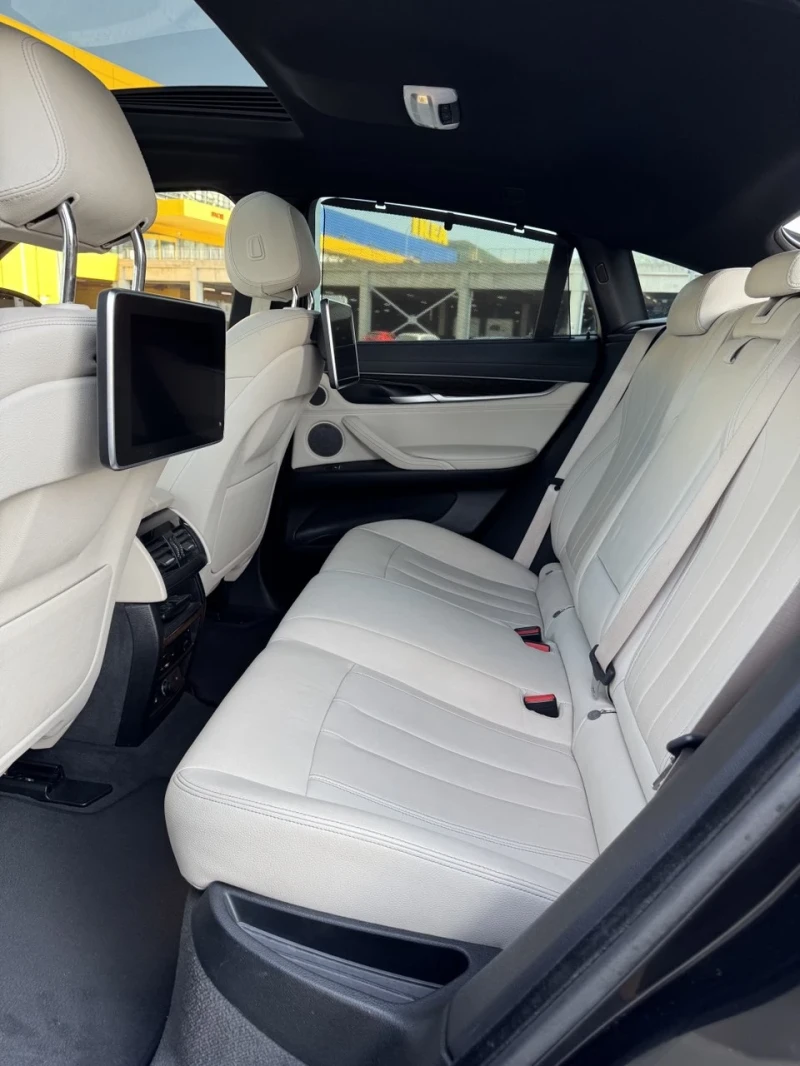 BMW X6 40d Mpak/H&K/HUD/NightVision/Multimedia, снимка 14 - Автомобили и джипове - 52885666