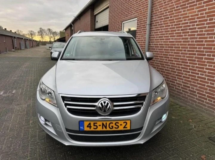 VW Tiguan 1.4TSI BLUE MOTIONS TECHNOLOGY , снимка 4 - Автомобили и джипове - 52723692