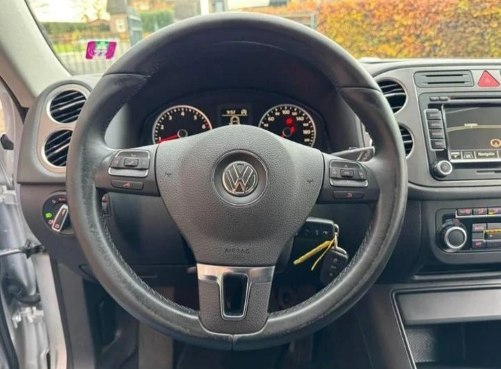 VW Tiguan 1.4TSI BLUE MOTIONS TECHNOLOGY , снимка 16 - Автомобили и джипове - 52723692