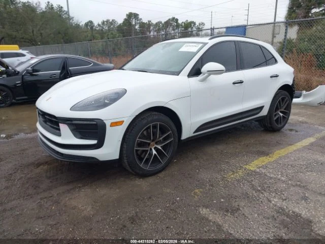 Porsche Macan Кожа* Подгрев* Кейлес* Blind Spot* ФИКСИРАНА ЦЕНА, снимка 5 - Автомобили и джипове - 53760091