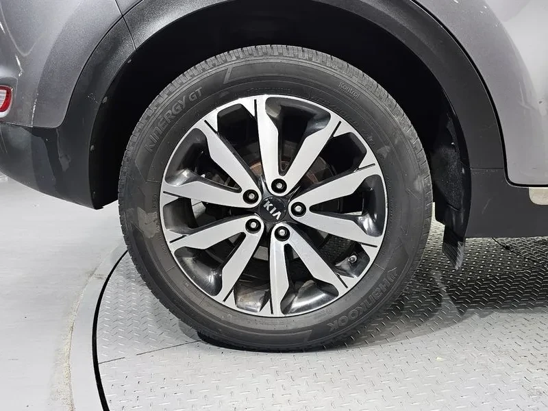 Kia Sportage, снимка 5 - Автомобили и джипове - 54820989