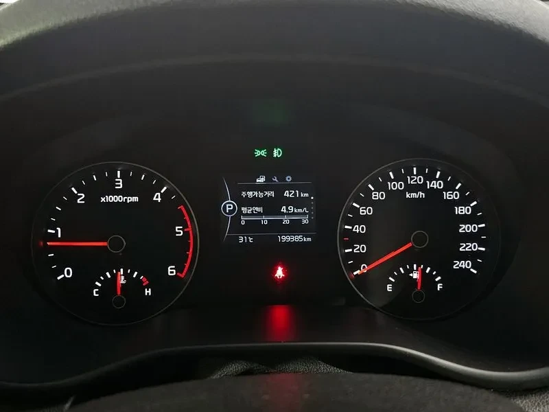 Kia Sportage, снимка 8 - Автомобили и джипове - 54820989