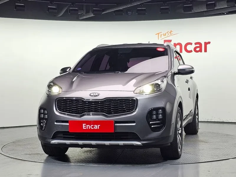 Kia Sportage, снимка 3 - Автомобили и джипове - 54820989