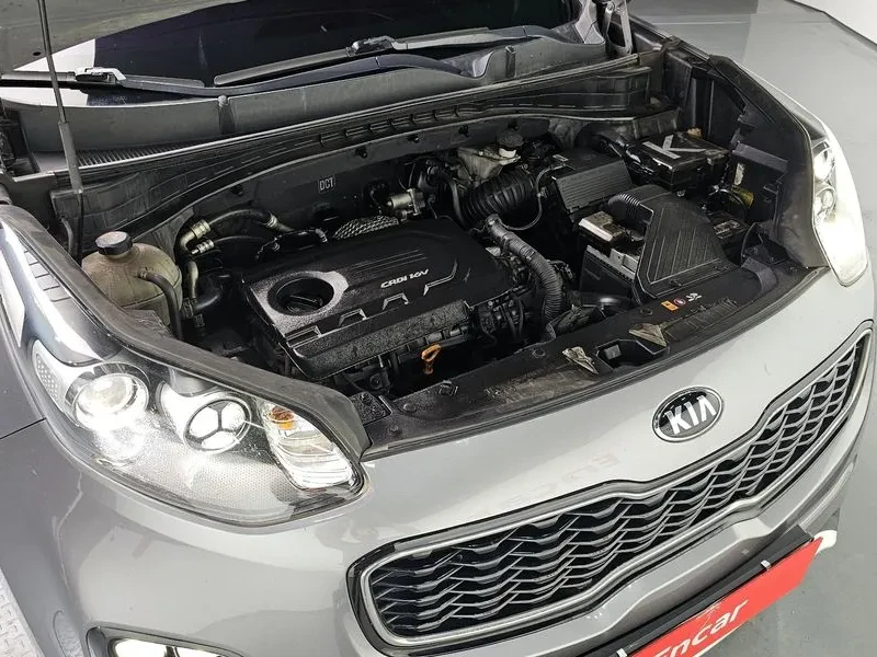 Kia Sportage, снимка 6 - Автомобили и джипове - 54820989
